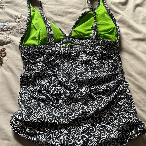 Tankini Set - Picture 3 of 3